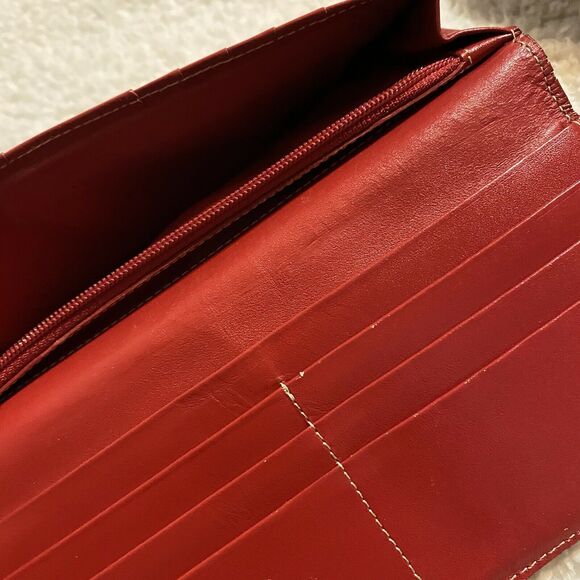 Lodis Los Angeles Red Leather Bi-Fold Wallet with Zipper Coin pocket 7" x 3" - Picture 9 of 11